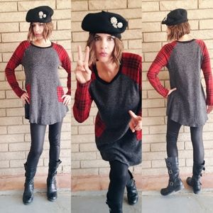 Plaid Sleeved Knit Tunic